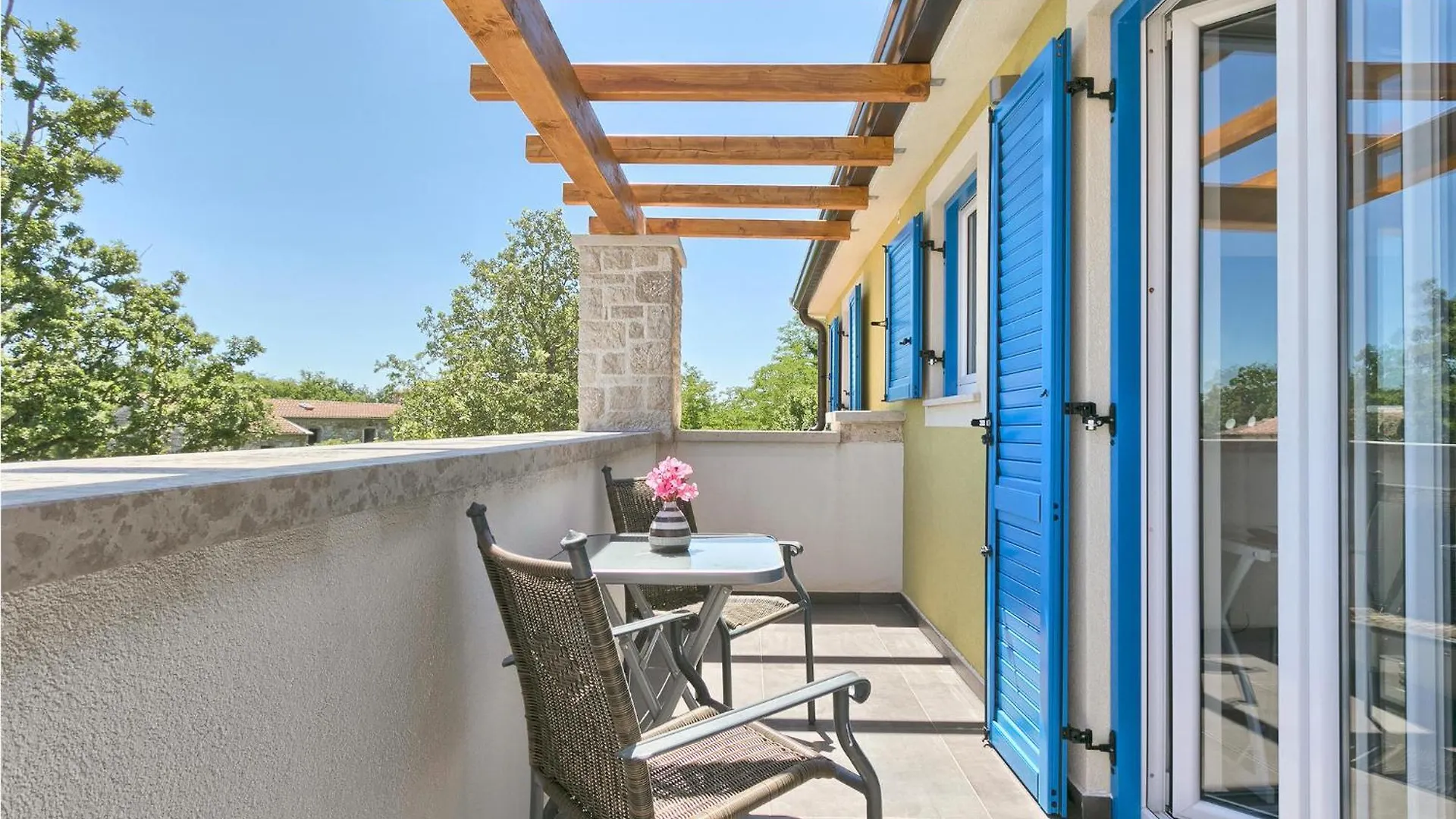Stunning Home In Naselje Muzini With Sauna Tomisici Holiday home